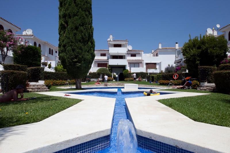 Beachside townhouse at Alabayalde, Villacana, New Golden Mile, Estepona